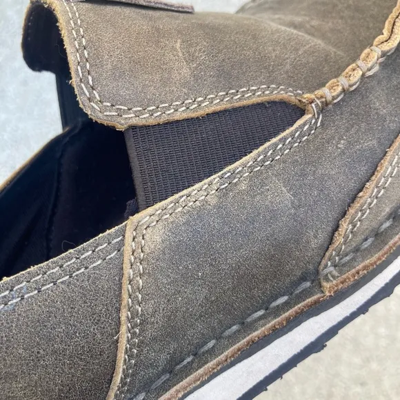 💙 Ariat Men’s Cruiser Bomber Brown Slip On Shoes