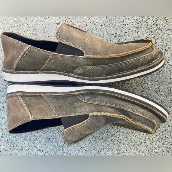 💙 Ariat Men’s Cruiser Bomber Brown Slip On Shoes