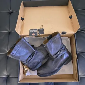 ❤️‍🔥❤️‍🔥 HARLEY DAVIDSON Women's Mandy Leather Boots