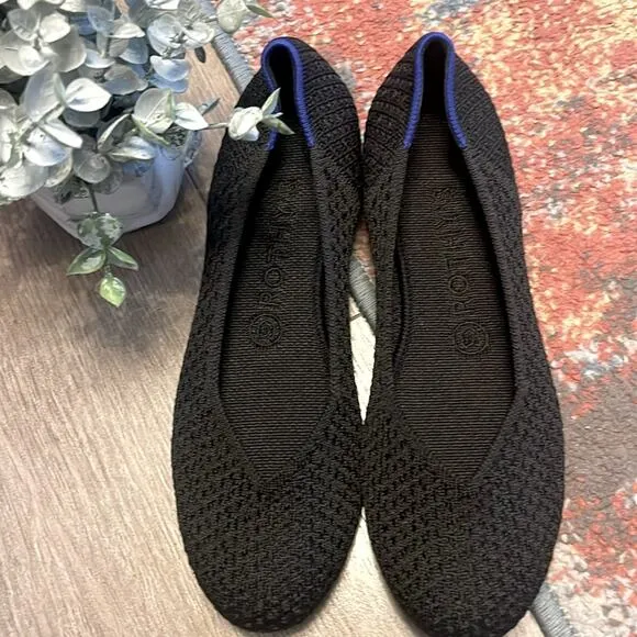 - Rothy’s honeycomb round toe size 5 flat woman’s shoes