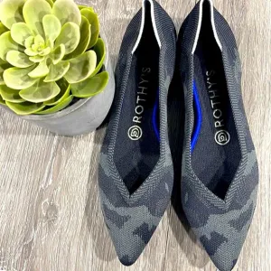- Rothys retired camouflage gray size 7 pointed f…