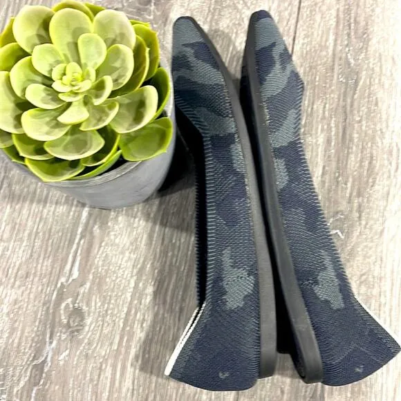 - Rothys retired camouflage gray size 7 pointed f…