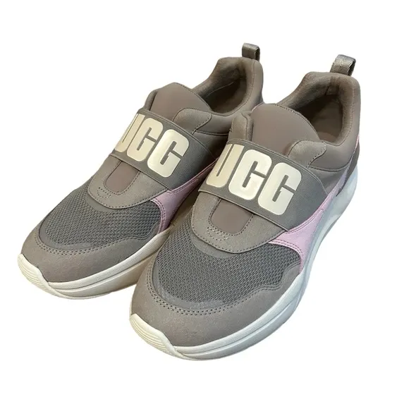 ✅ UGG La Flex Sneakers