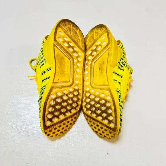 2022 ADIDAS NMD R1 V2 J &quot;All Over Print&quot; FZ6236 Running Sneakers big boy Kids US