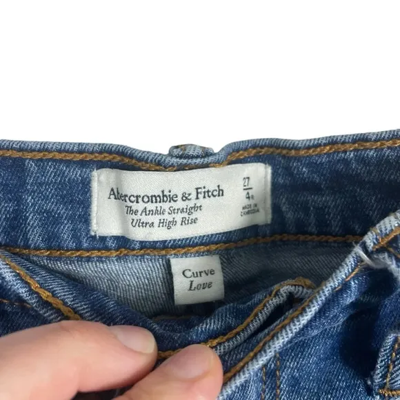 Abercrombie &amp; Fitch Curve Love Ankle Straight Ultra High Rise Jeans Size 27