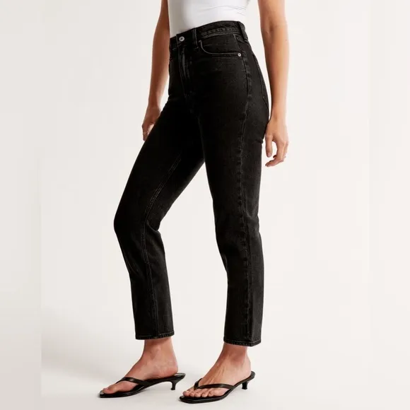 Abercrombie &amp; Fitch The Ankle Straight Ultra High Rise Black Jeans Size 25L