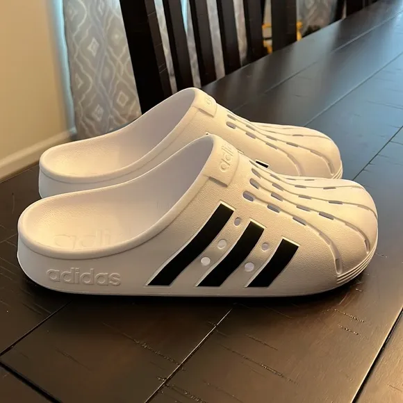 Adidas Adilette Clog sandals shoes new white black FY8970 Mens size 9 superstar