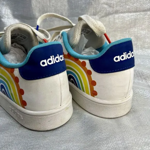 Adidas ADVANTAGE Women's Sneakers Size 5