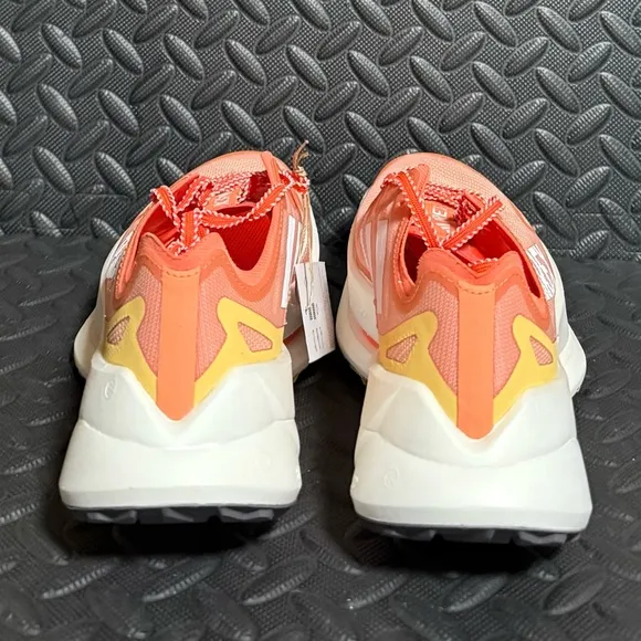 Adidas Athletic Trail Hiking Running Shoes Orange Womens‎ Size 7.5