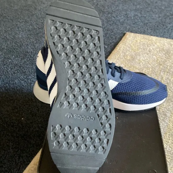 Adidas Blue and White Sneakers Sporty Mesh Design N-5923