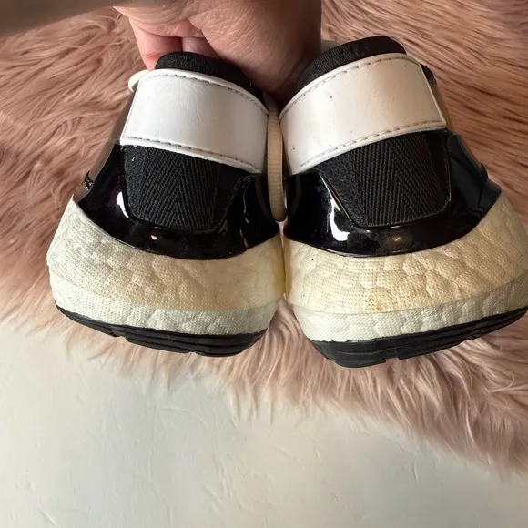Adidas by Stella McCartney Ultraboost 22 Black Patent Sneakers Shoes Size 8
