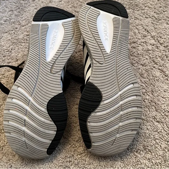Adidas Edge Lux 5 Running Shoe