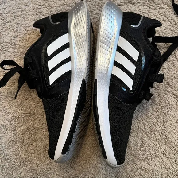 Adidas Edge Lux 5 Running Shoe