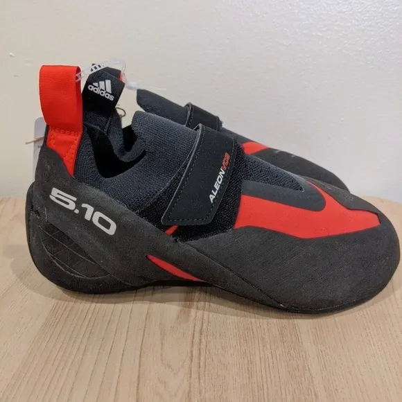 Adidas Five Ten 5.10 Aleon Climbing Shoes Black Red BC0861 Men's Size 11