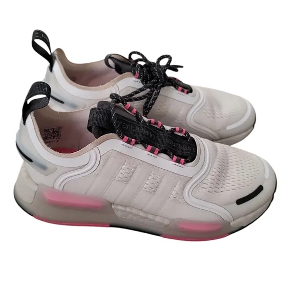 Adidas Girls' NMD_R1 V3 J Athletic Running Sneakers  White  GY4265 Size 5.5