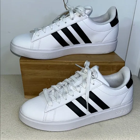 Adidas Grand Court 2.0 Cloudfoam Sneakers