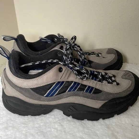 ADIDAS Hiking Shoes Size 9