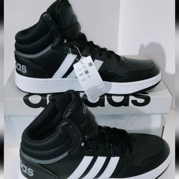 Adidas Hoops 3.0 Mid Men's Sneakers Size 8.5. New with box. Black and white colo