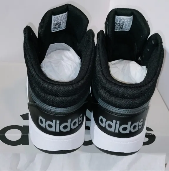 Adidas Hoops 3.0 Mid Men's Sneakers Size 8.5. New with box. Black and white colo