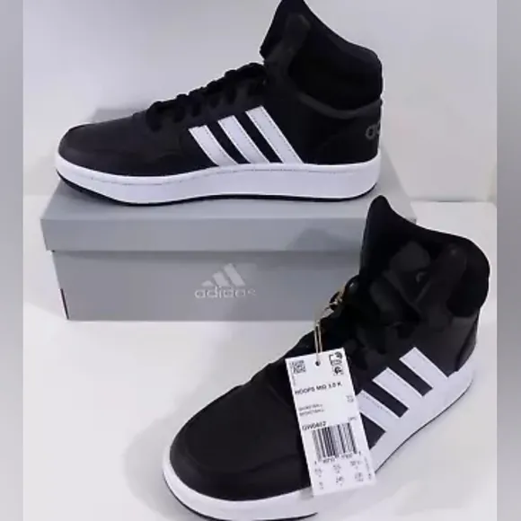 Adidas Hoops 3.0 Mid Men's Sneakers Size 8.5. New with box. Black and white colo