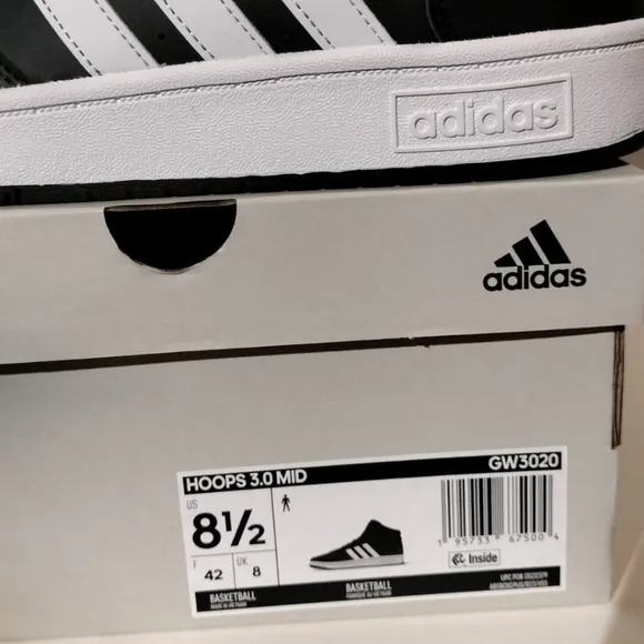 Adidas Hoops 3.0 Mid Men's Sneakers Size 8.5. New with box. Black and white colo