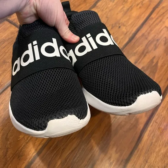 Adidas Lite Racer slip on shoes men’s 10 black white classic Athletic comfort