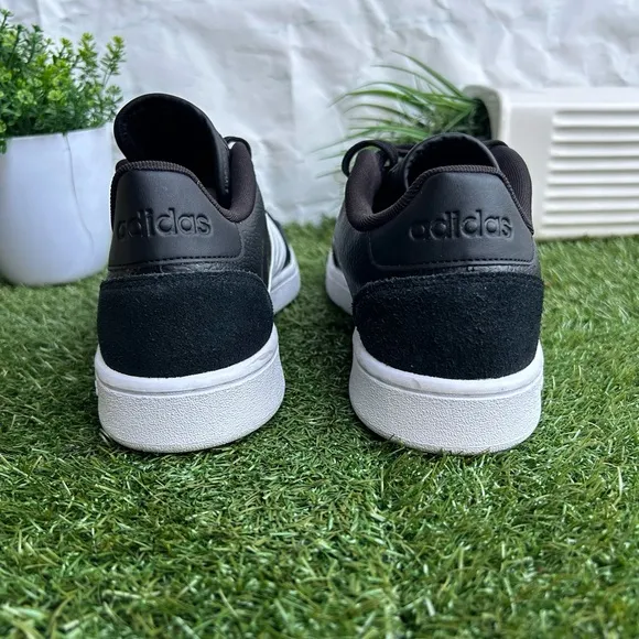 ADIDAS  Men Black White Solid Leather Cloudfoam Grand Court men size 10.5