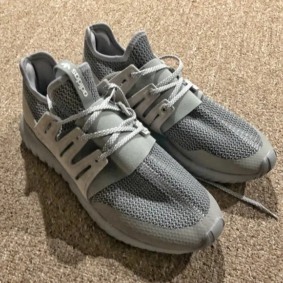 Adidas Men’s Sneakers