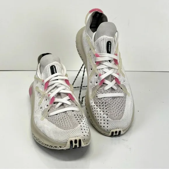 ADIDAS Men's White and pink 4D FUSIO CLOUD  running sneakers size 9.5