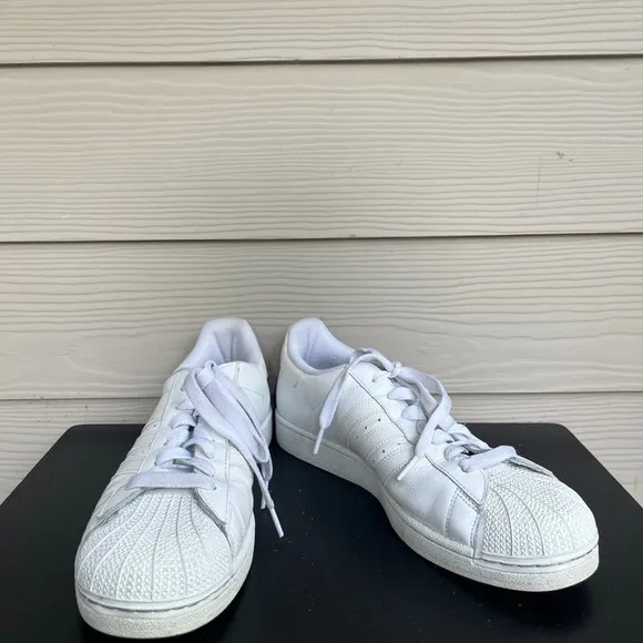 Adidas Men's White Superstar 2 Classic Shoes Sneakers Size 12 Style G17071