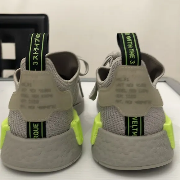 ADIDAS NMD_R1 SIGNAL GREEN RUNNING SNEAKERS MENS SIZE 12