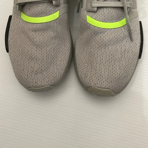 ADIDAS NMD_R1 SIGNAL GREEN RUNNING SNEAKERS MENS SIZE 12