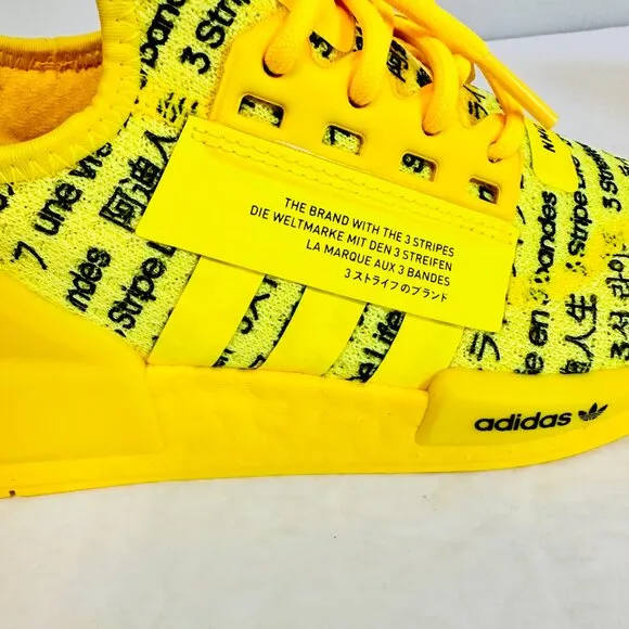 ADIDAS ORIGINALS 3-STRIPES ALL OVER PRINT NMD R1V2 J  RUNNING SNEAKERS FZ6236