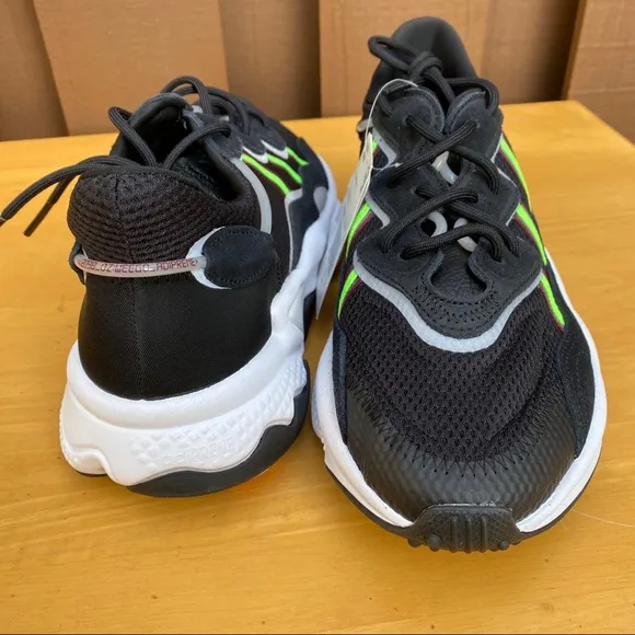 Adidas Originals Ozweego Black Sneakers Size 9.5