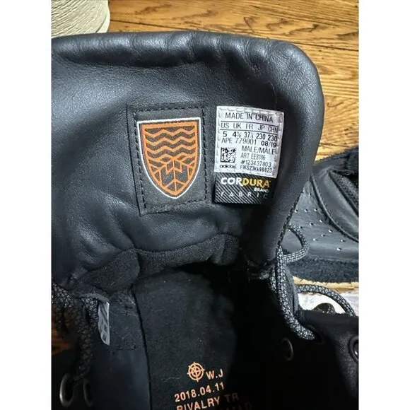 Adidas Rivalry TR Black Gum Size 5