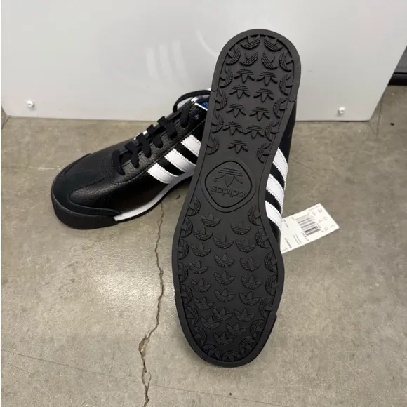 adidas Samoa Core Black