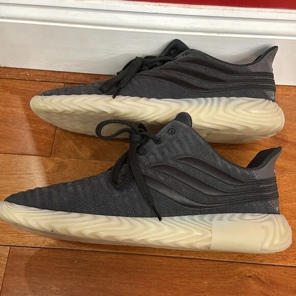 Adidas Sobakov Men’s Originals Sneakers Gray Suede Black Stripe size 12