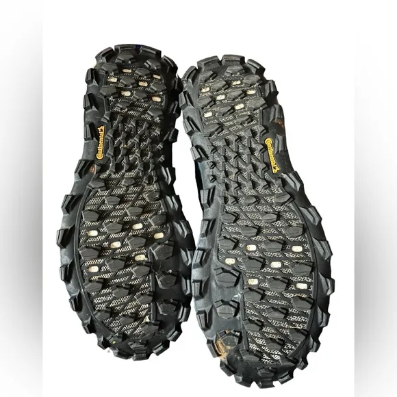 ADIDAS‎ SUPERNOVA RIOT Women’s *TRAIL HIKING SHOES*  SIZE 10 **RARE**
