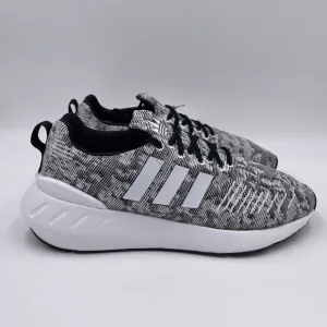 adidas Swift Run 22 Black / White Womens Shoes