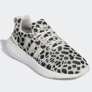 Adidas Swift Run 22 Low Dalmatian Sneakers Running Womens Size 7 Black White New