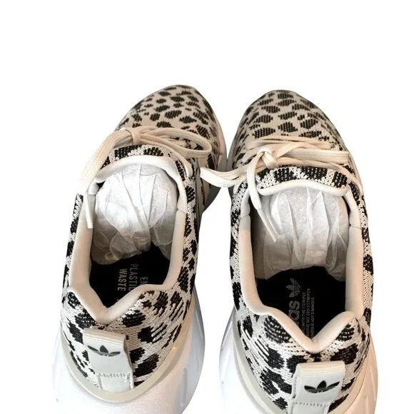 Adidas Swift Run 22 Low Dalmatian Sneakers Running Womens Size 7 Black White New