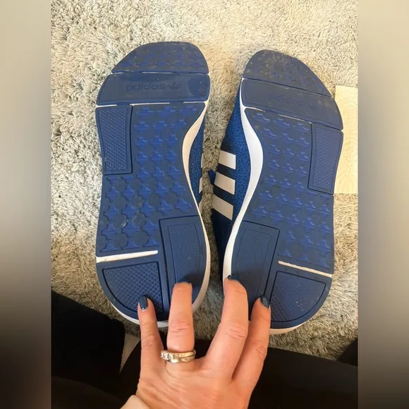 Adidas Swift Run 22 Men's Lace Up Low Top Sneakers Blue GZ3498 Size 11