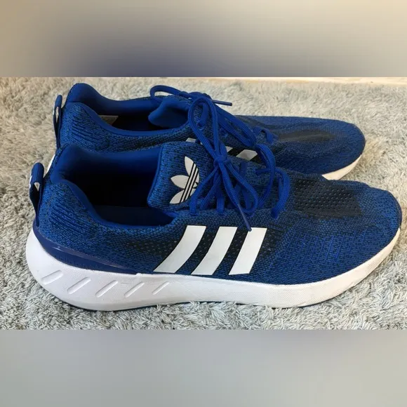 Adidas Swift Run 22 Men's Lace Up Low Top Sneakers Blue GZ3498 Size 11