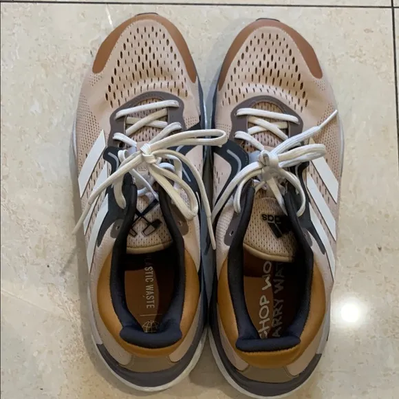 Adidas Tan and Gray Athletic Sneakers with Modern Design