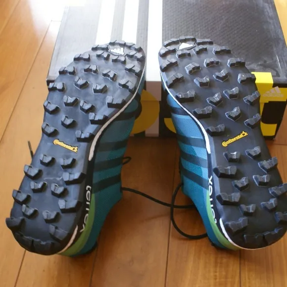 Adidas Terrex Agravic outdoors series mens 8.5