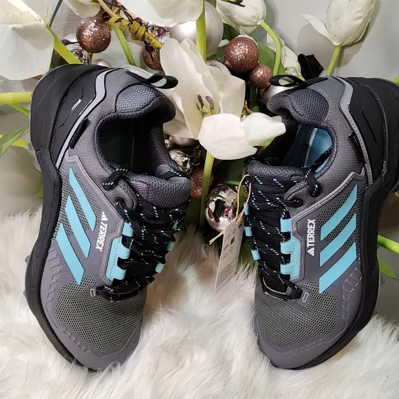 Adidas TERREX SWIFT R3 GORE-TEX HIKING Women SHOES new