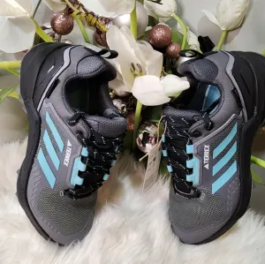 Adidas TERREX SWIFT R3 GORE-TEX HIKING Women SHOES new