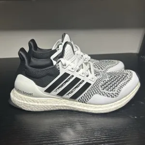 Adidas Ultraboost 1.0 White Black Knit Running Sneakers Shoes IH4924 Mens 8