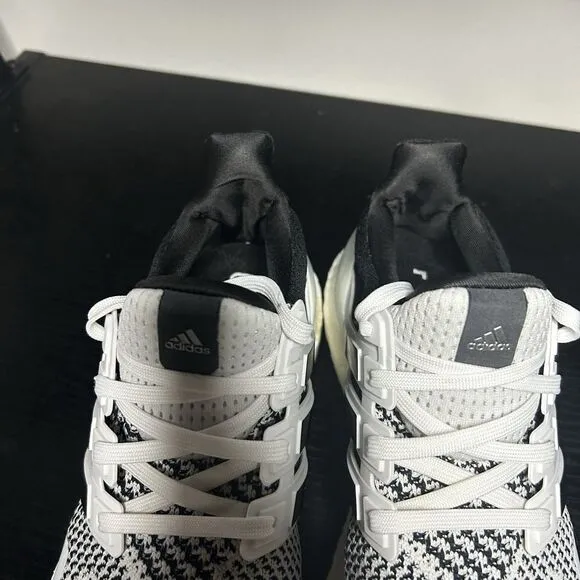 Adidas Ultraboost 1.0 White Black Knit Running Sneakers Shoes IH4924 Mens 8