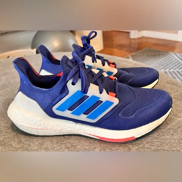 Adidas Ultraboost 22 M8 W9.5 Indigo Blue Running Sneakers Orig $190 Exc Cond